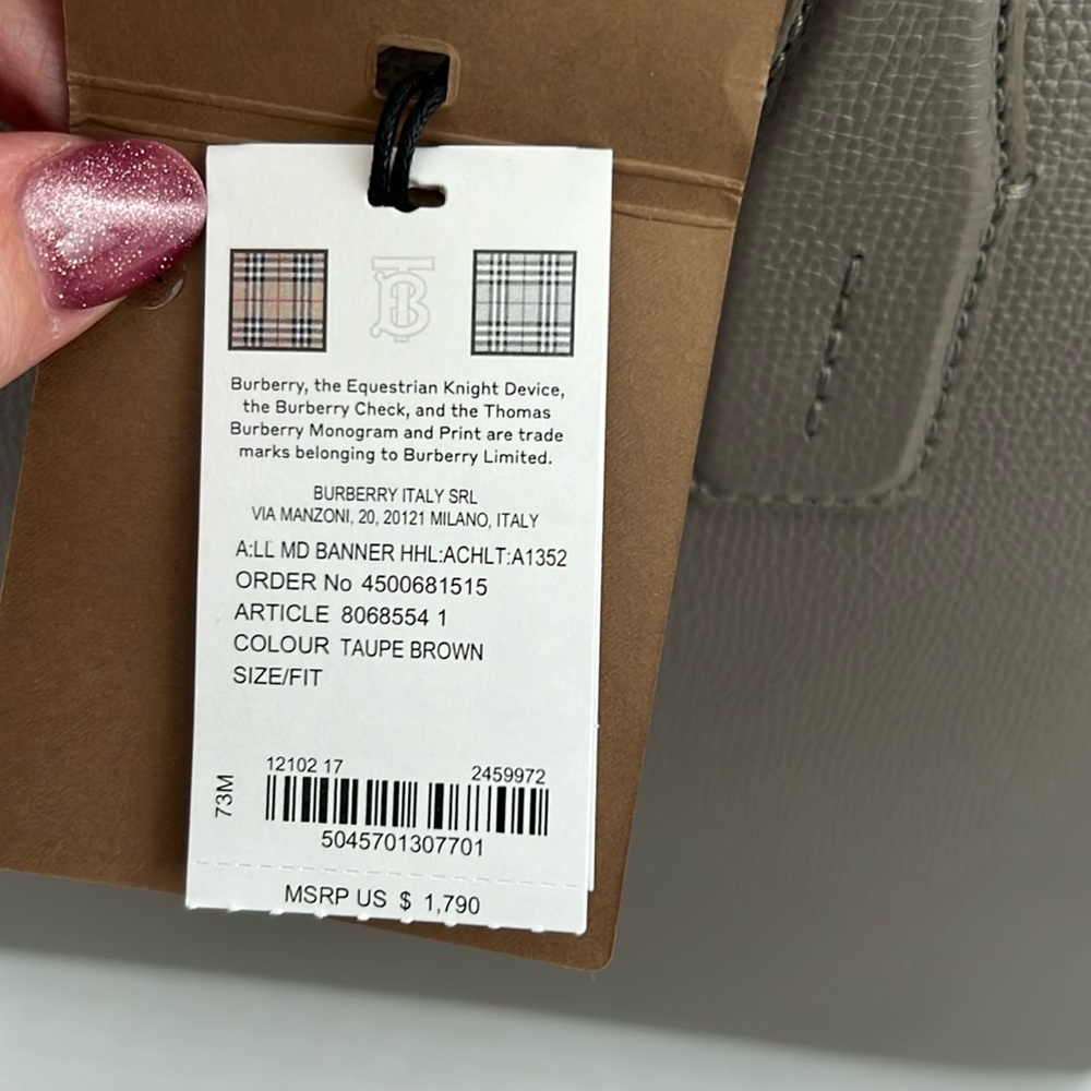 Burberry Medium Banner House Check Leather Tote Bag - Picture 11 of 11